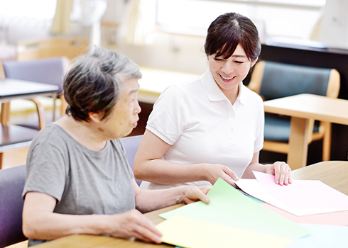 定期的なイベントやレクリエーションの実施